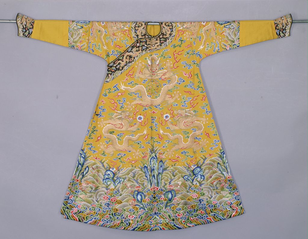 图片[1]-Yellow Yarn Embroidered Colorful Cloud Golden Dragon Single Robe-China Archive